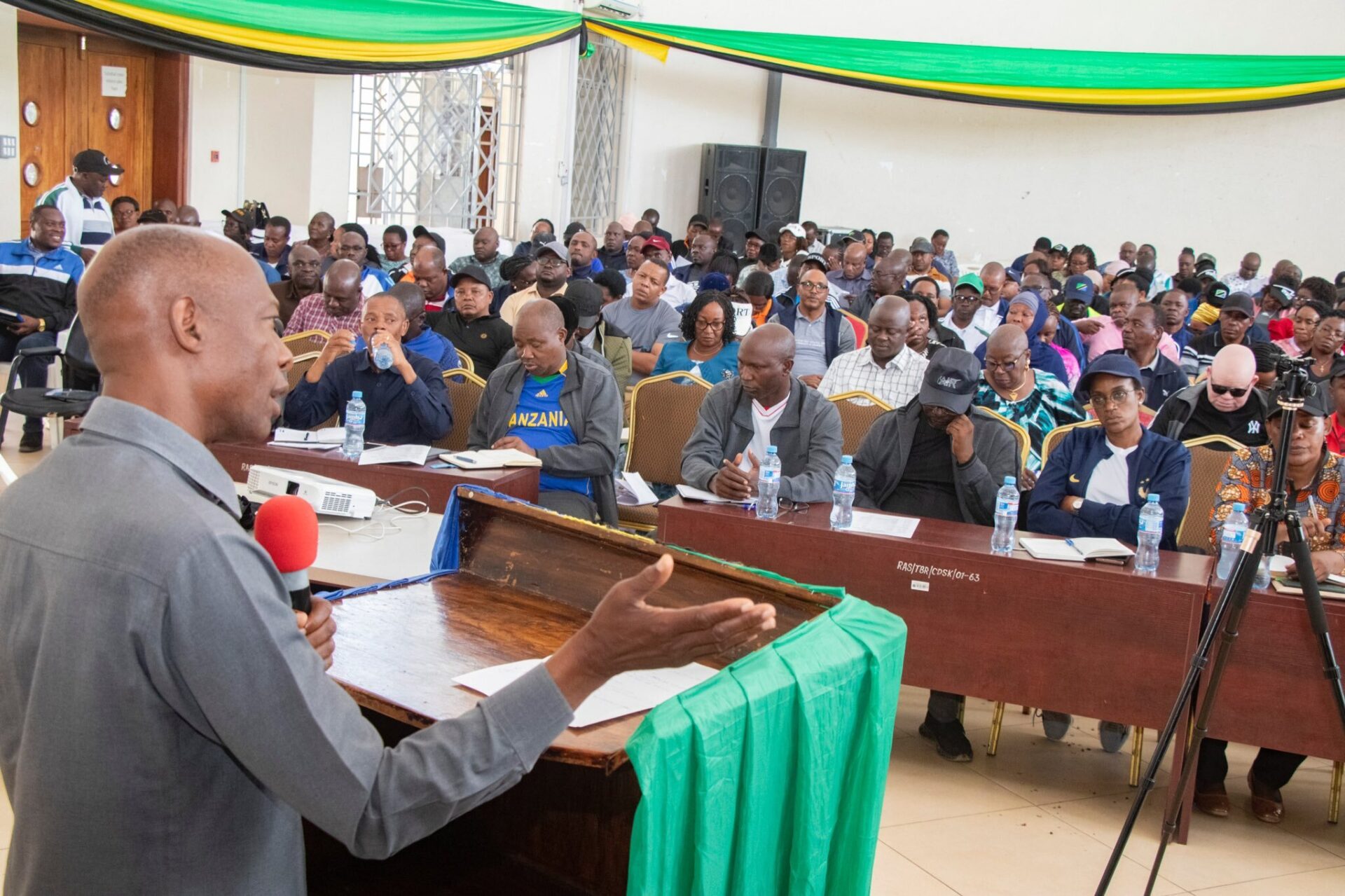 ULTIMATUM ON FORGED DOCUMENTS ULTIMATUM ON FORGED DOCUMENTS